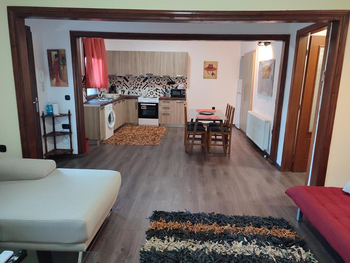Asterios House Apartment *