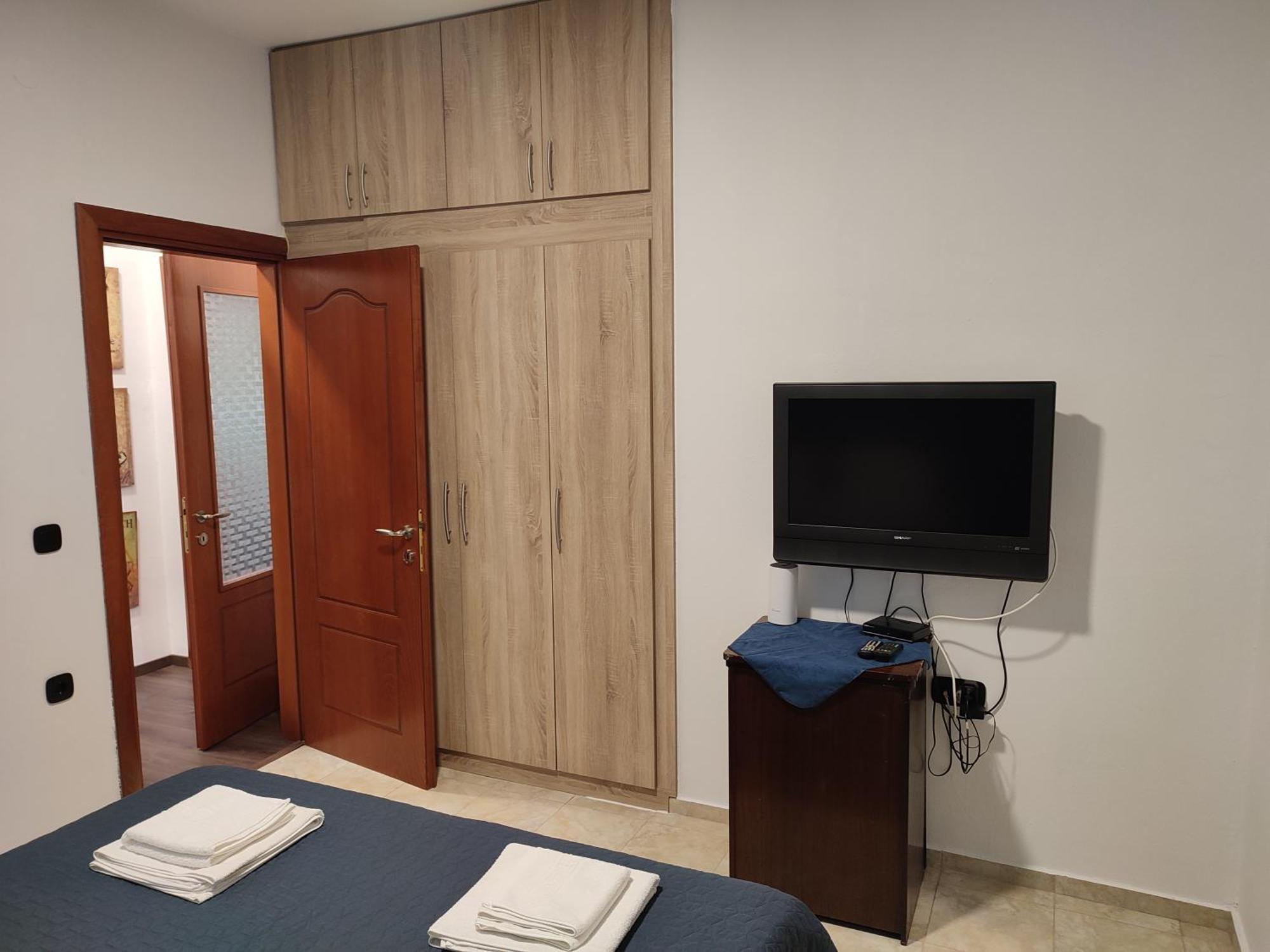 Asterios House Apartment *